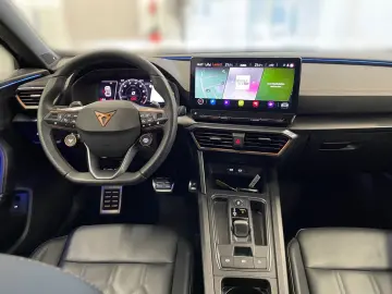 Formentor 2.5 TSI 4Drive VZ5  PANO BEATS MATRIX