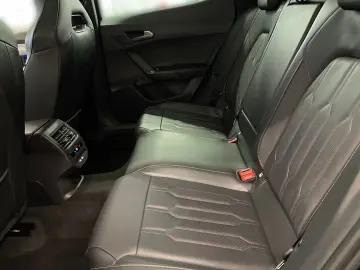 Formentor 2.5 TSI 4Drive VZ5  PANO BEATS MATRIX