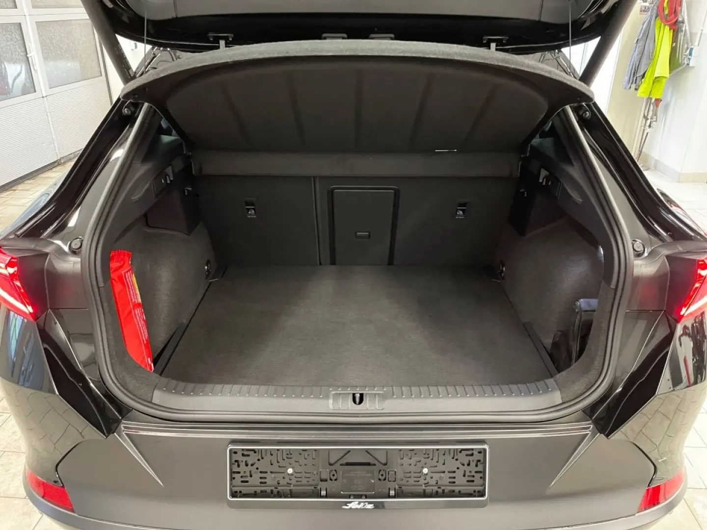 Formentor 2.5 TSI 4Drive VZ5  PANO BEATS MATRIX