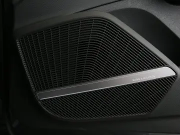 Audi Q5 Sportback S line 55 TFSI e quattro S tro