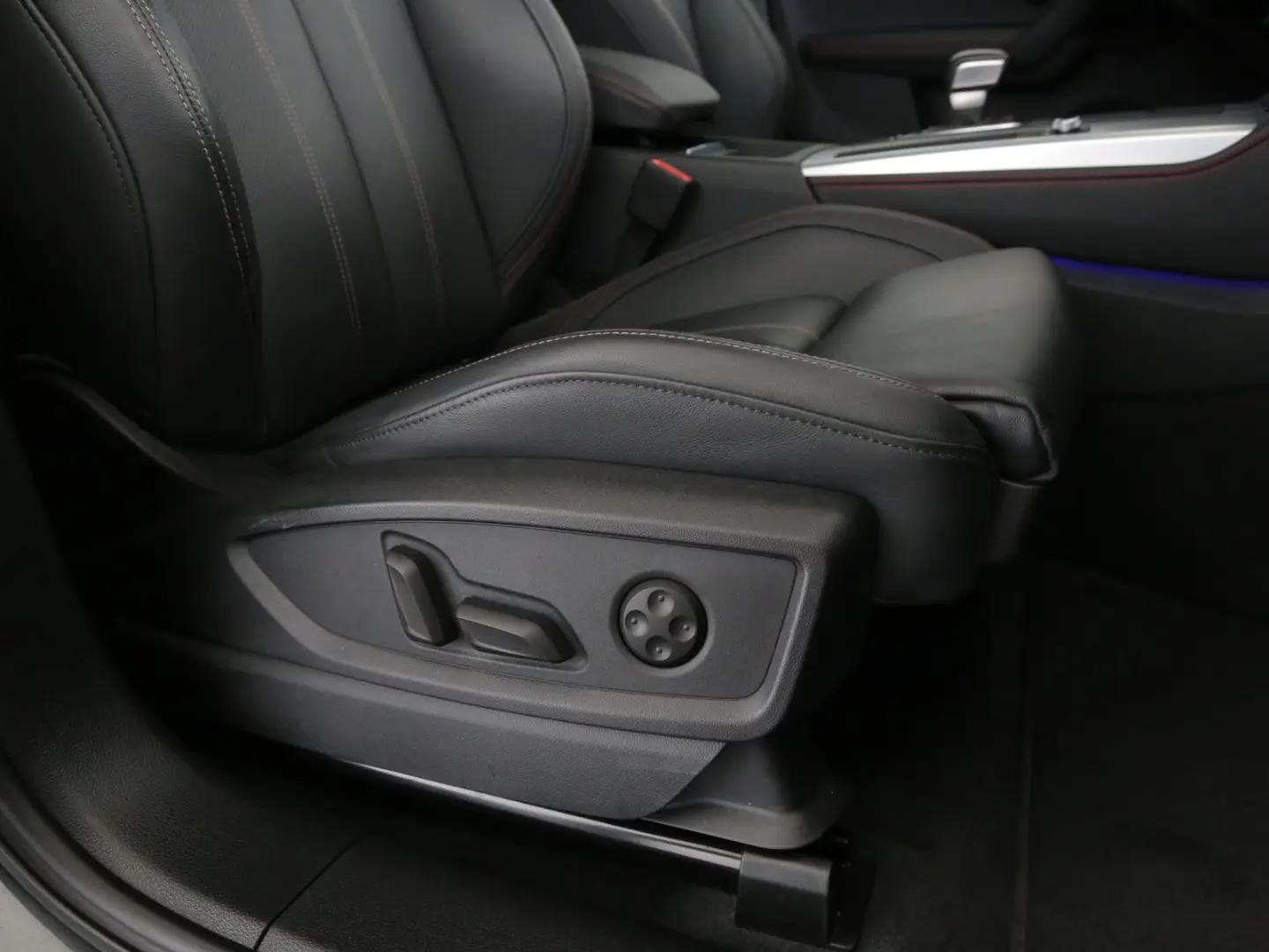 Audi Q5 Sportback S line 55 TFSI e quattro S tro