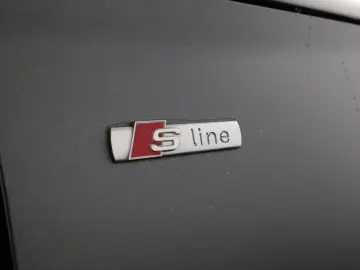 Audi Q5 Sportback S line 55 TFSI e quattro S tro