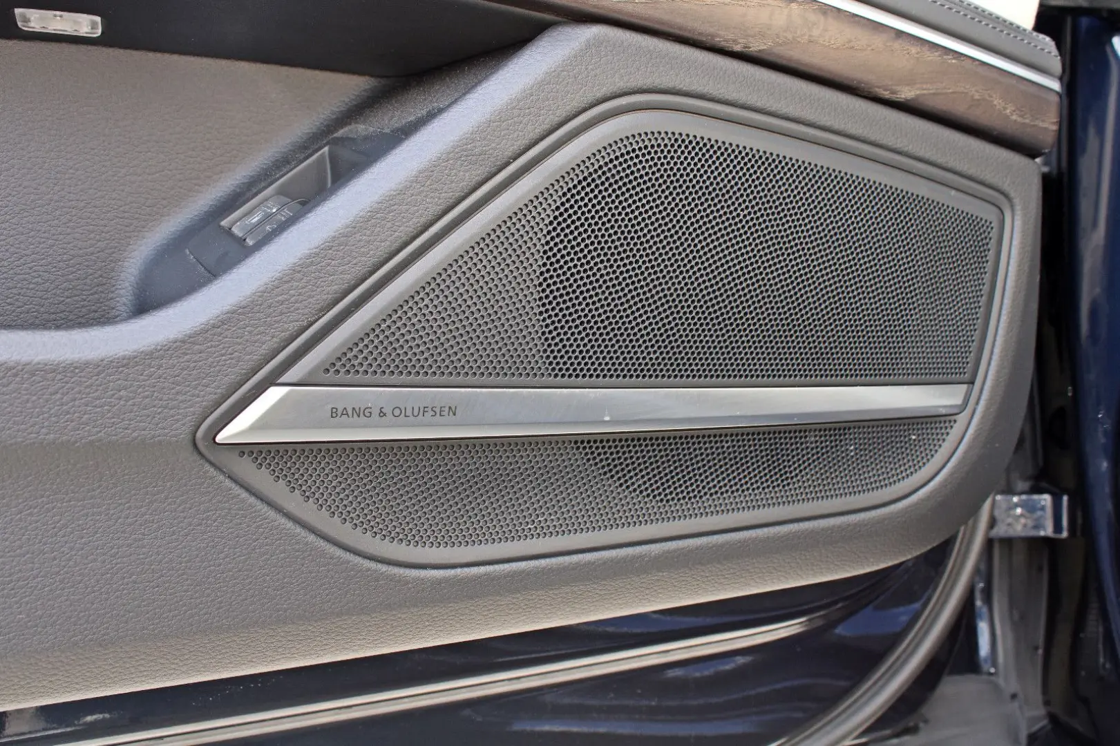 A8 60TFSIe qu S LINE BLACK PANO HUD DIGMATRIX TV