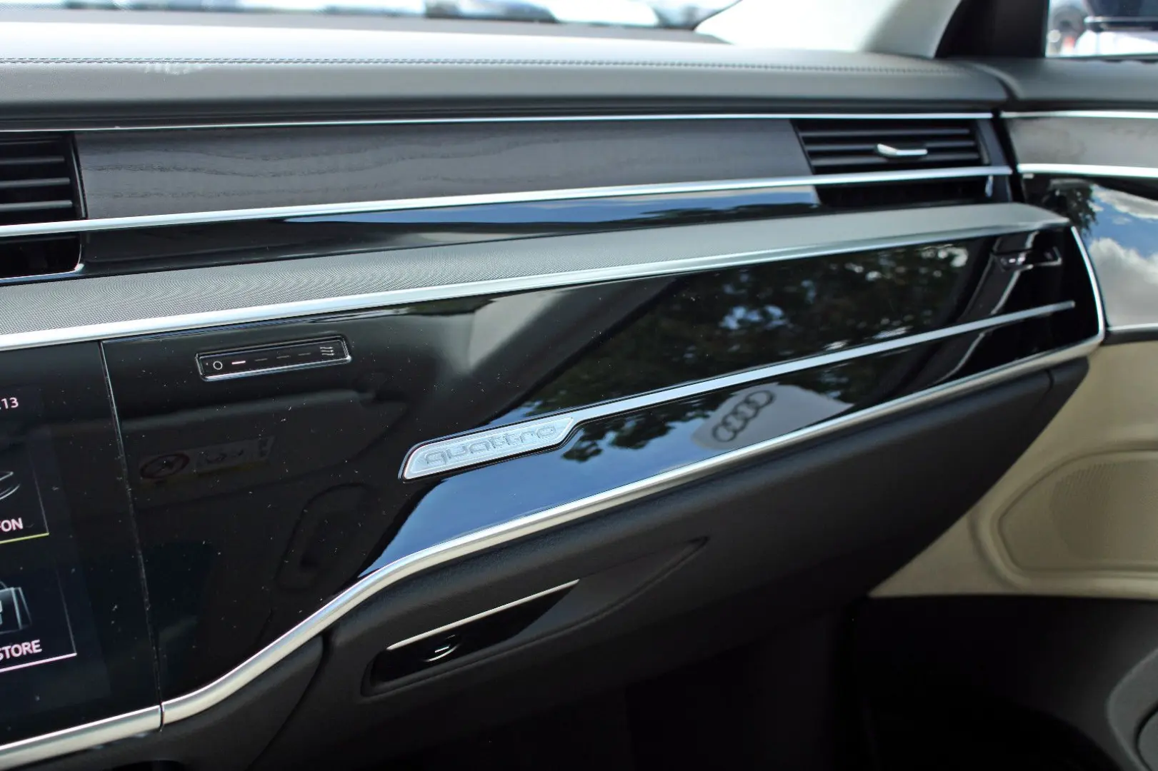 A8 60TFSIe qu S LINE BLACK PANO HUD DIGMATRIX TV