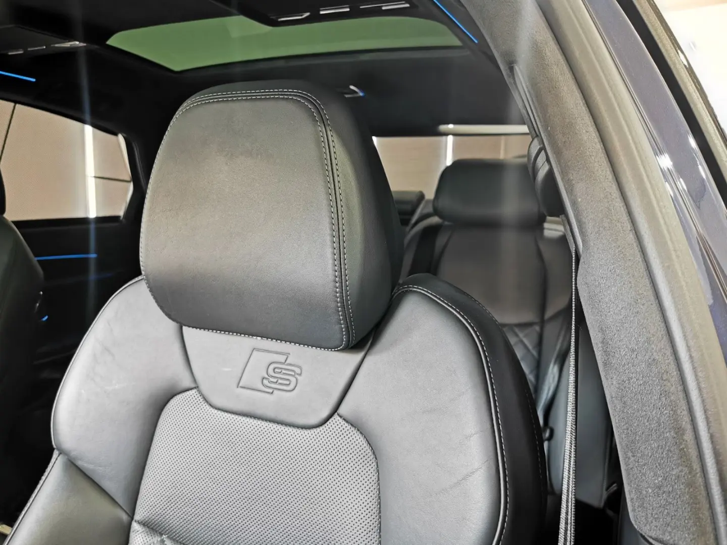 A8 60 TFSIe LANG S-LINE GARANTIE PLUS bis 2027