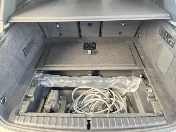 iX xDrive40 Sportpaket AHK SkyLounge Wärmekomfor