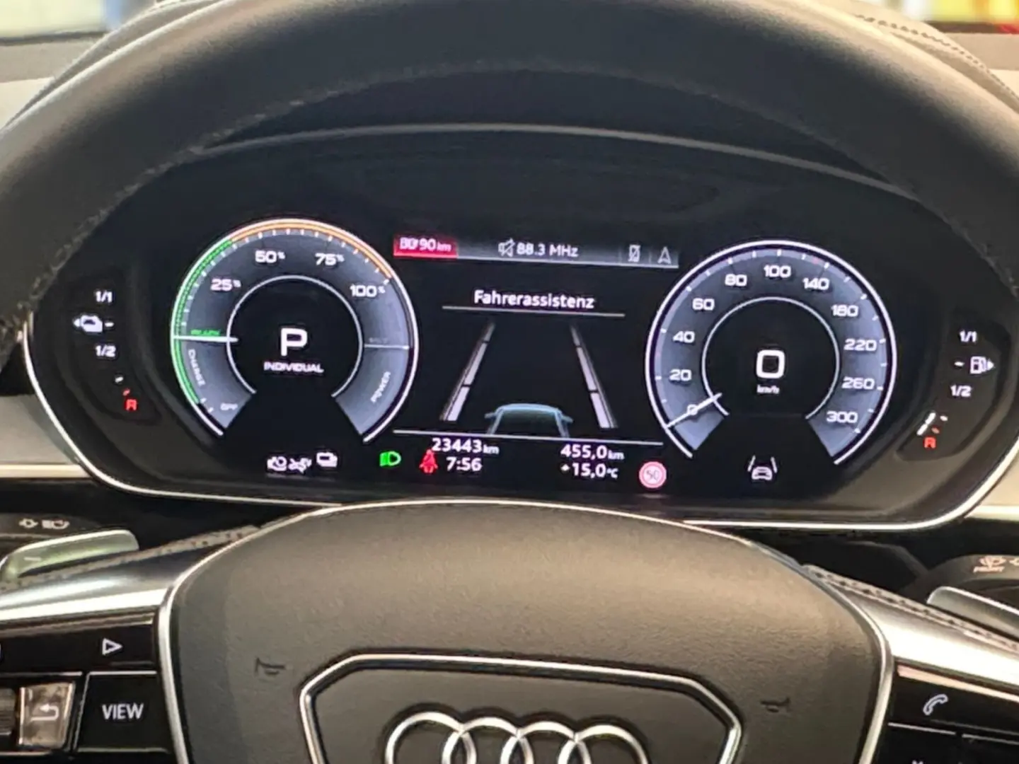 A8 60TFSIe qua S line DIGMATRIX AHK HUD PANO B&O