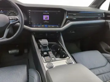 Touareg 3.0 TSI eHybrid Elegance 4Motion AHK Pan