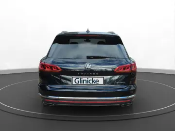 Touareg 3.0 TSI eHybrid Elegance 4Motion AHK Pan