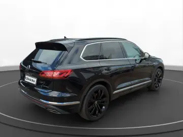 Touareg 3.0 TSI eHybrid Elegance 4Motion AHK Pan