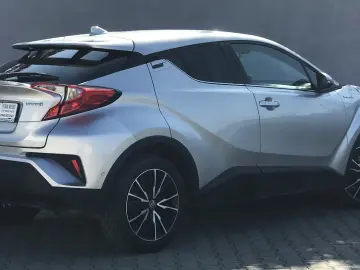 Toyota C-HR 1.8 HSD 122 CP 4x2 CVT Style