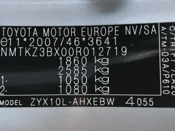 Toyota C-HR 1.8 HSD 122 CP 4x2 CVT Style