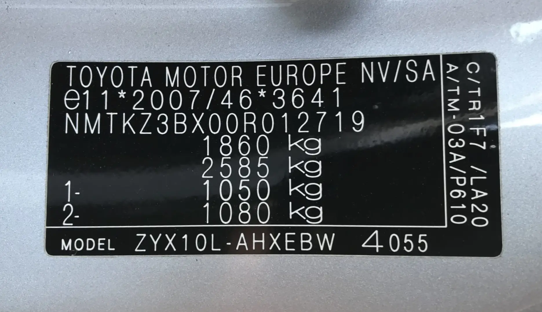 Toyota C-HR 1.8 HSD 122 CP 4x2 CVT Style