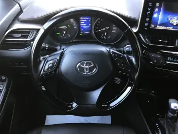 Toyota C-HR 1.8 HSD 122 CP 4x2 CVT Style