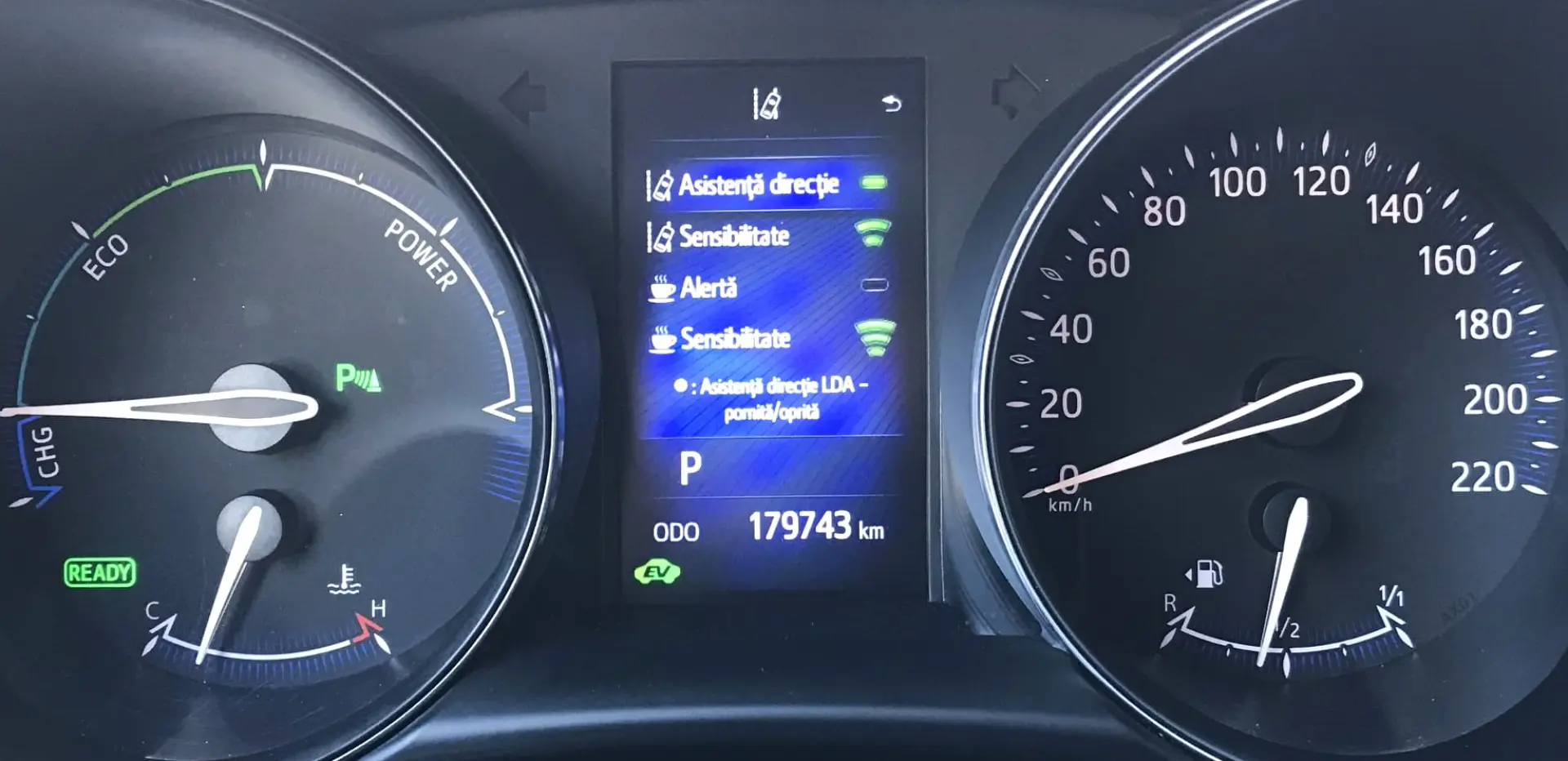 Toyota C-HR 1.8 HSD 122 CP 4x2 CVT Style