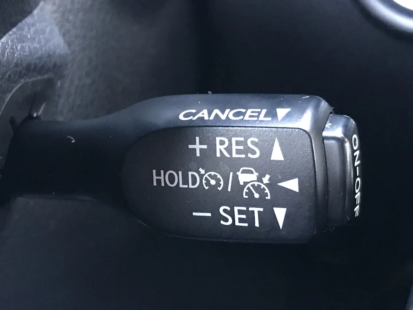 Toyota C-HR 1.8 HSD 122 CP 4x2 CVT Style