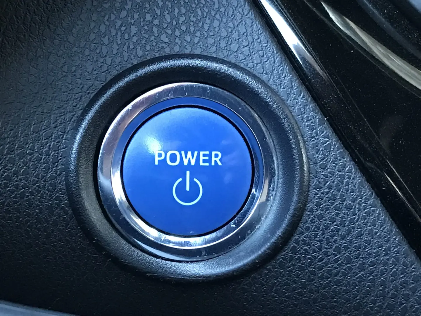 Toyota C-HR 1.8 HSD 122 CP 4x2 CVT Style