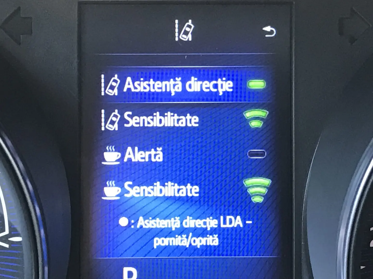 Toyota C-HR 1.8 HSD 122 CP 4x2 CVT Style