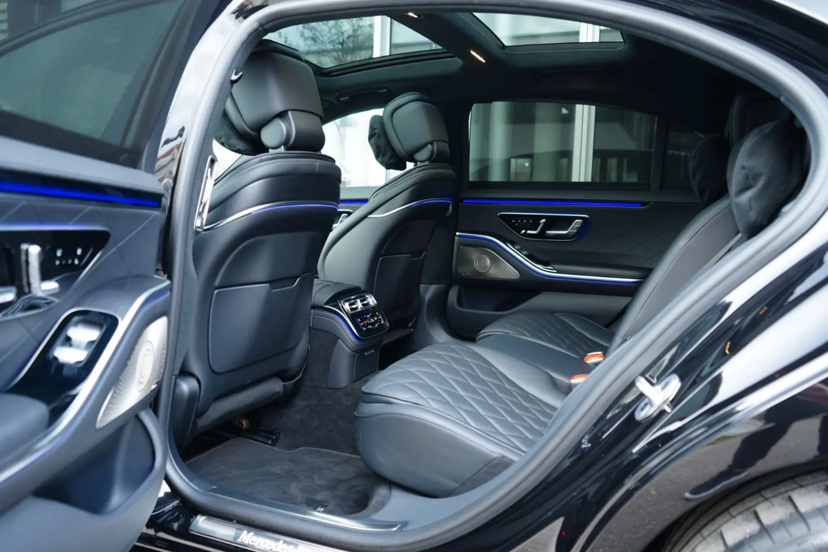 S 450 d 4Matic L AMG PANO BURM CHAFFEUR MBEAM E6