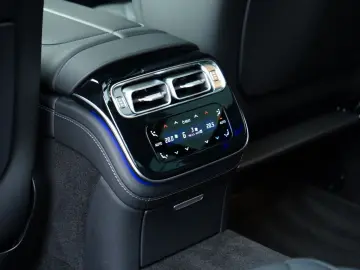 S 450 d 4Matic L AMG PANO BURM CHAFFEUR MBEAM E6