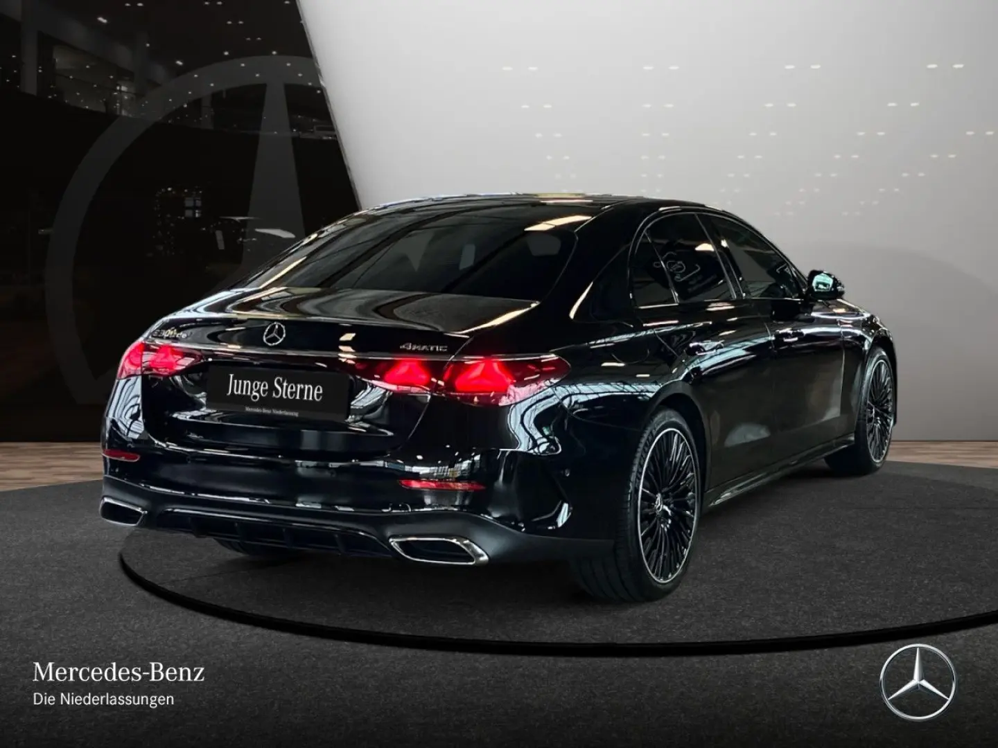 E 300 de 4M 2x AMG 20  SUPERSCREEN NIGHT FAHRASS