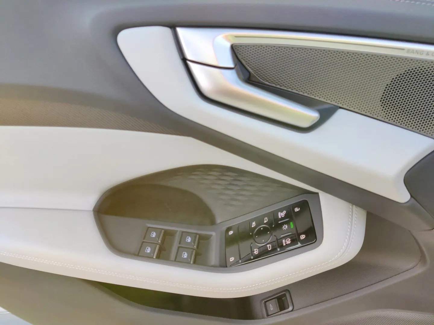 A5 Limousine TDI qu 2x S line edition one MATRIX