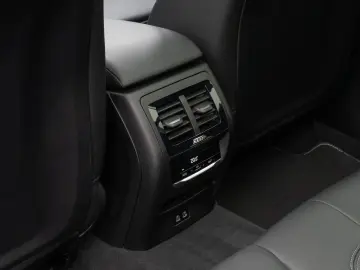 X3 xD30i Panorama Kamera DAB HiFi 19Zoll