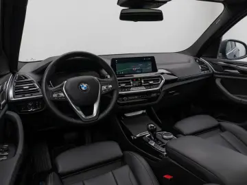 X3 xD30i Panorama Kamera DAB HiFi 19Zoll