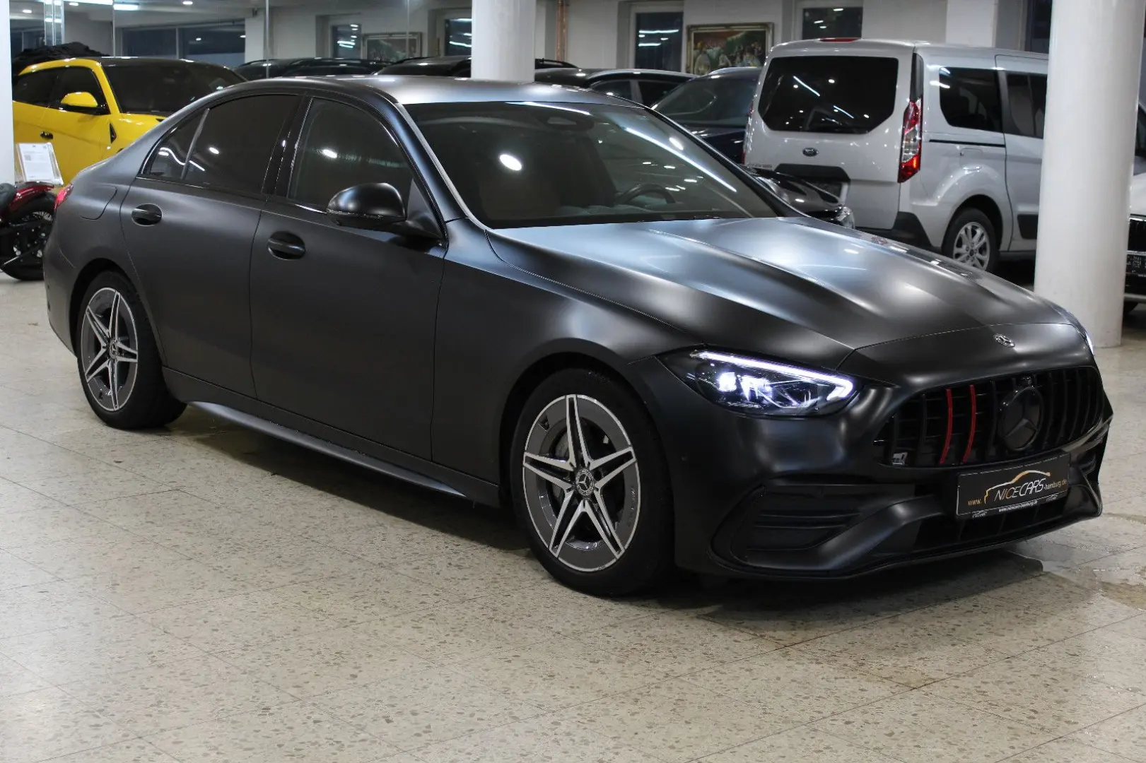 C 200 4Matic AMG-LINE 360 Memory Bi-Color Leder