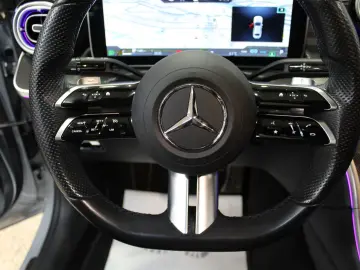 C 200 4Matic AMG-LINE 360 Memory Bi-Color Leder