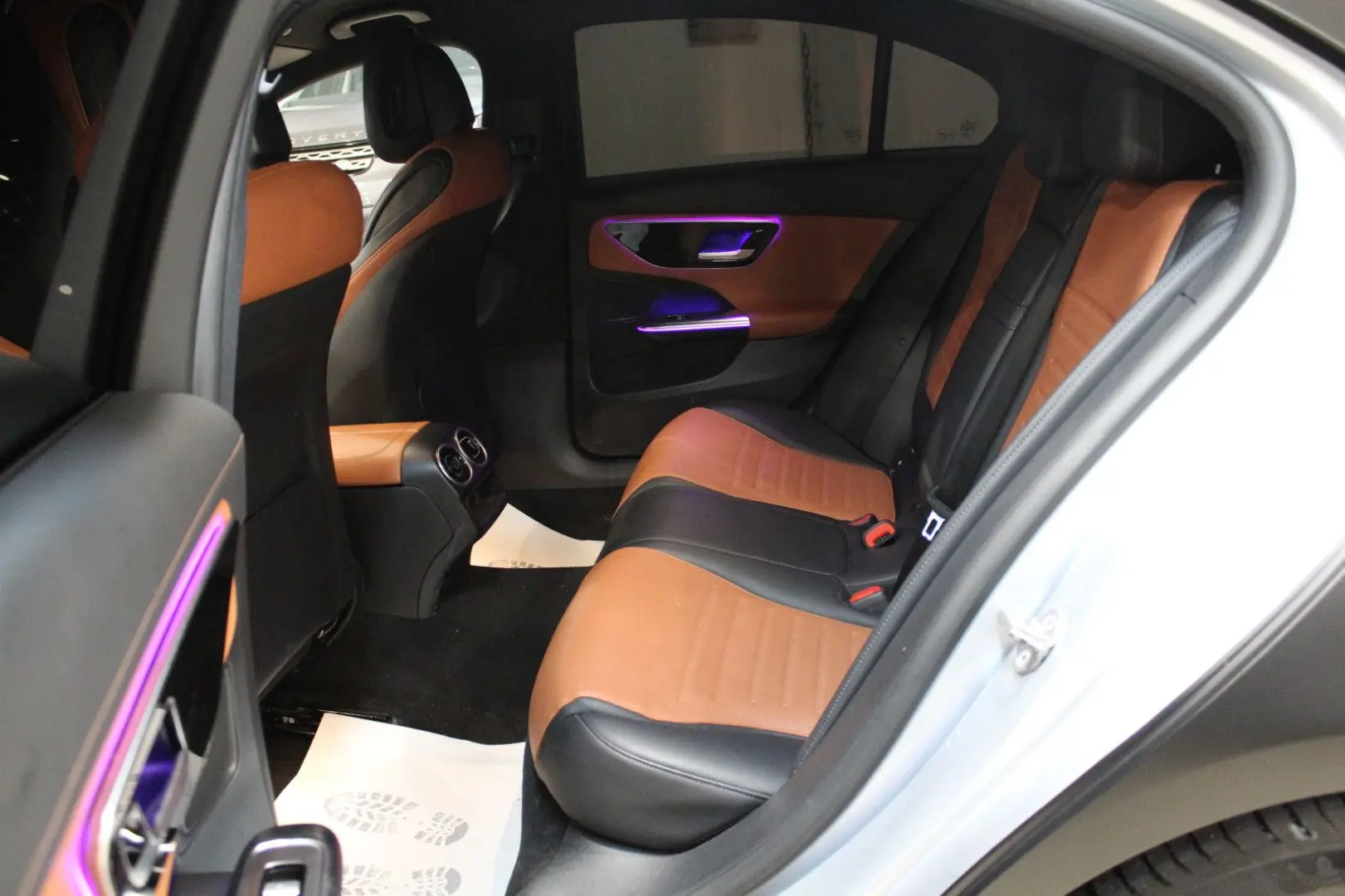 C 200 4Matic AMG-LINE 360 Memory Bi-Color Leder