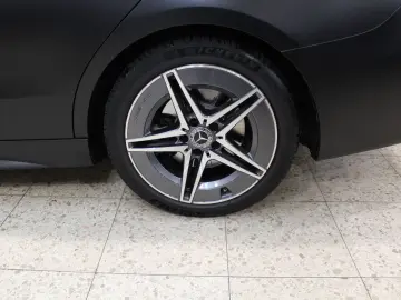 C 200 4Matic AMG-LINE 360 Memory Bi-Color Leder