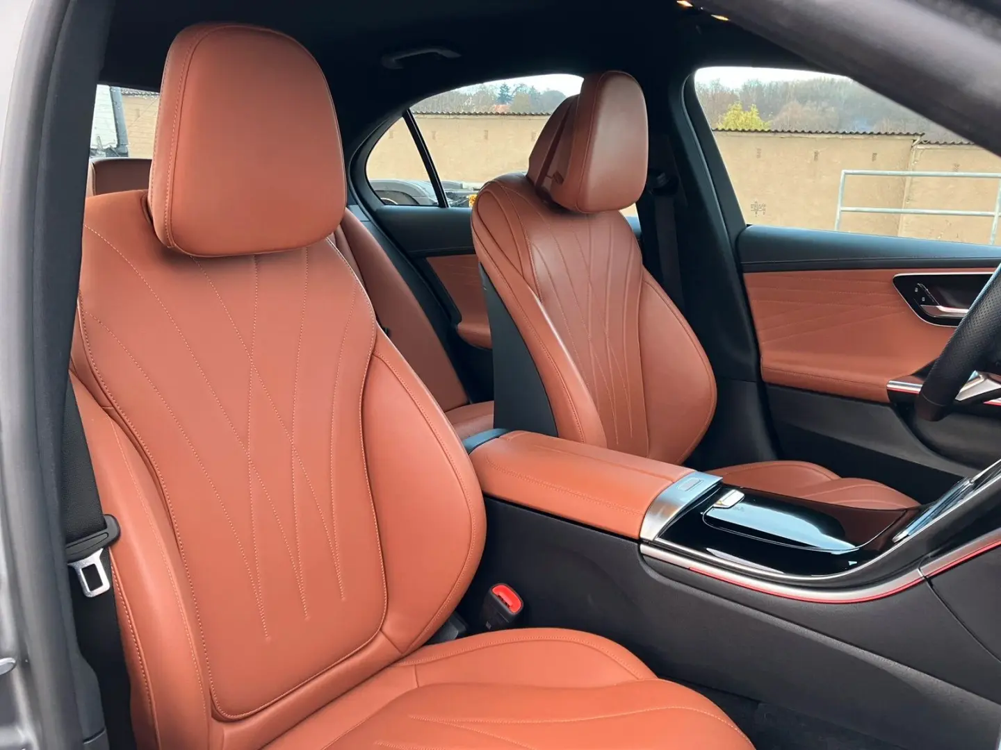 C 200 AMG Line Leder-siennabraun Sound NP72.066€