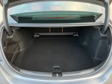 C 200 AMG Line Leder-siennabraun Sound NP72.066€