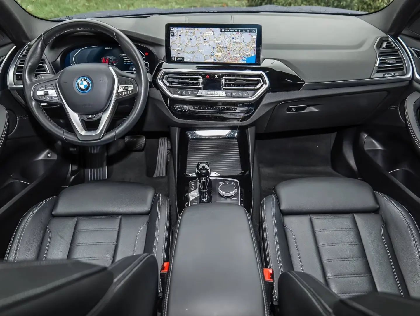 BMW X3 xDrive30e Head-Up HiFi DAB LED WLAN Shz PDC