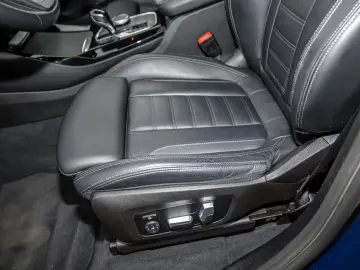 BMW X3 xDrive30e Head-Up HiFi DAB LED WLAN Shz PDC