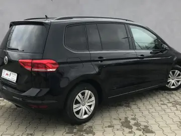 Volkswagen Touran 2.0 TDI SCR DSG Trendline