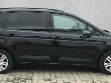 Volkswagen Touran 2.0 TDI SCR DSG Trendline