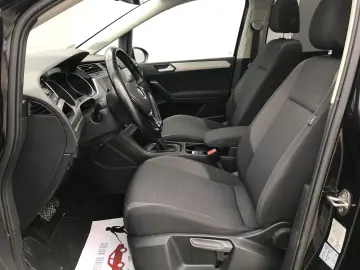 Volkswagen Touran 2.0 TDI SCR DSG Trendline