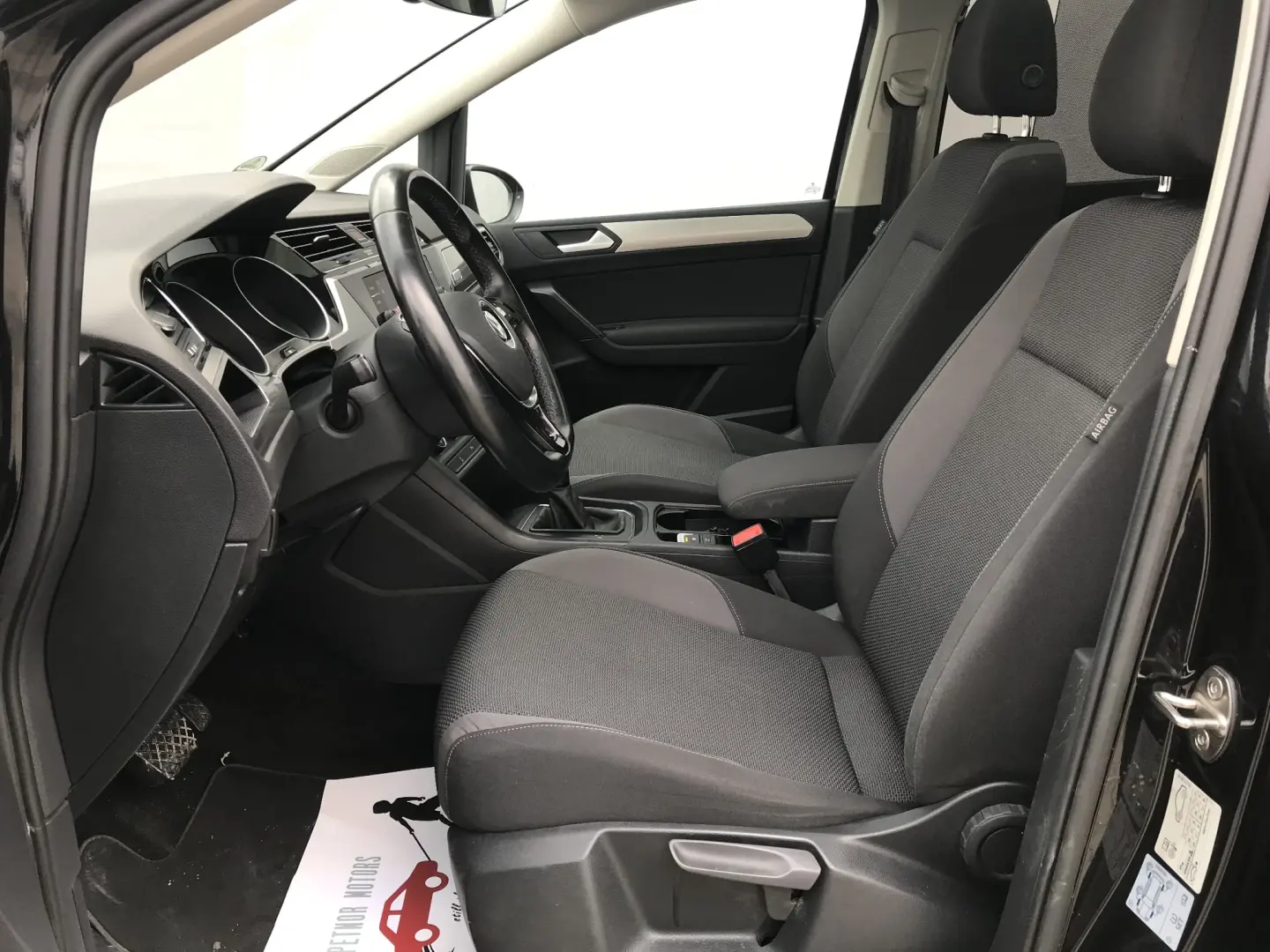 Volkswagen Touran 2.0 TDI SCR DSG Trendline