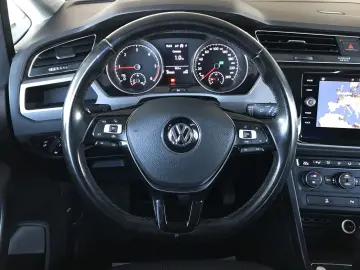 Volkswagen Touran 2.0 TDI SCR DSG Trendline