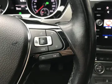 Volkswagen Touran 2.0 TDI SCR DSG Trendline