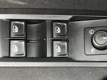 Volkswagen Touran 2.0 TDI SCR DSG Trendline