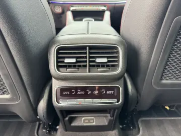 GLE 53 AMG 4M Pano Stdhz HUD Burm AHK Trittbr 22