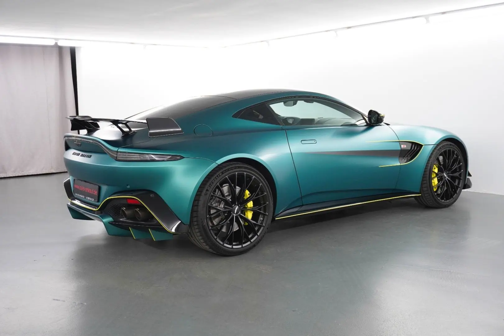 V8 Vantage 4.0 V8 F1 Edition Carbonsitz