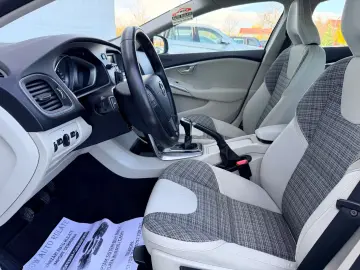 VOLVO V40 2017 2.0D E6 Garantie 12 Luni Rate Avans 0 Doar Cu