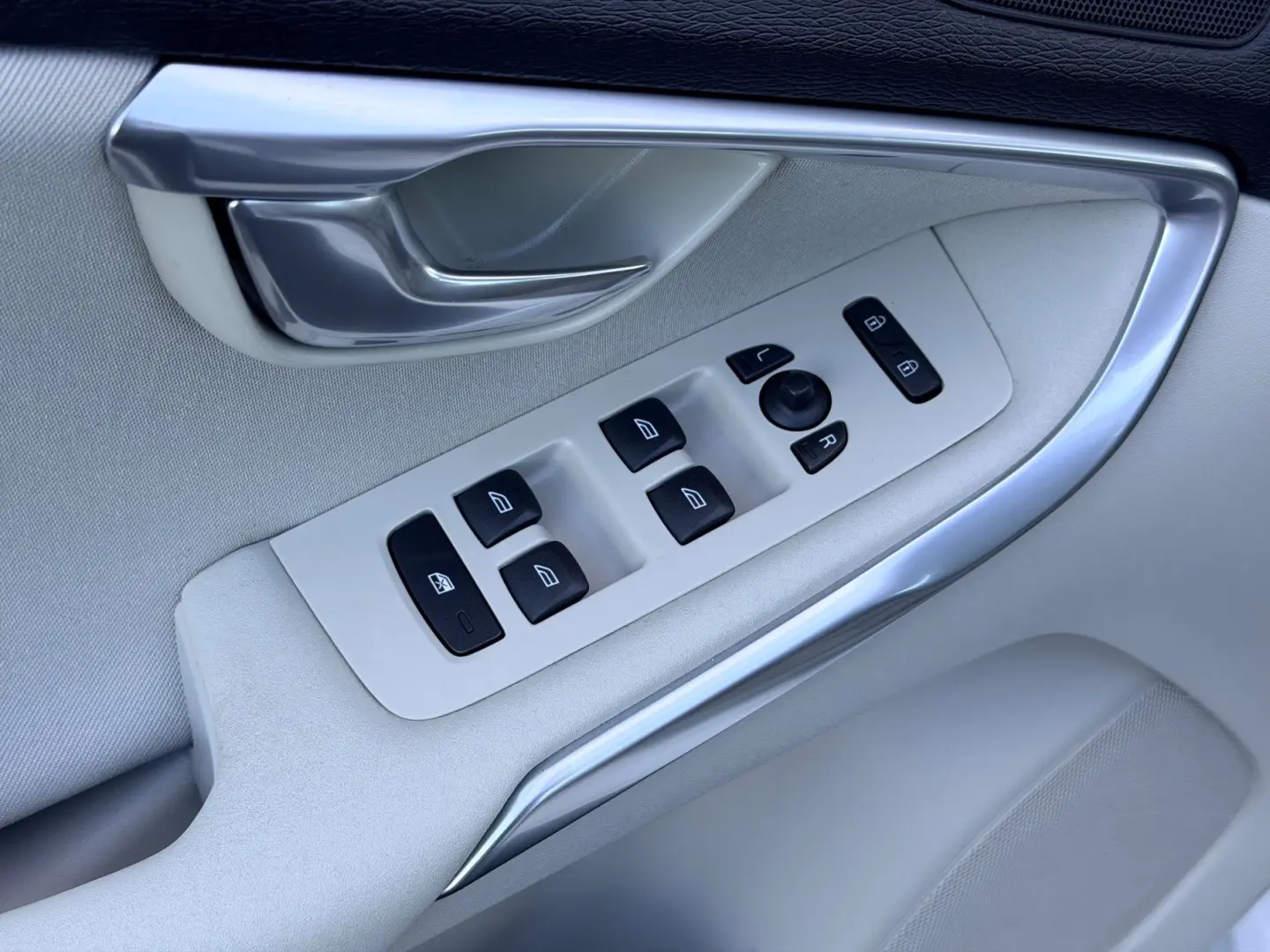 VOLVO V40 2017 2.0D E6 Garantie 12 Luni Rate Avans 0 Doar Cu