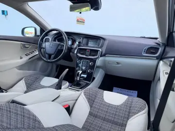 VOLVO V40 2017 2.0D E6 Garantie 12 Luni Rate Avans 0 Doar Cu