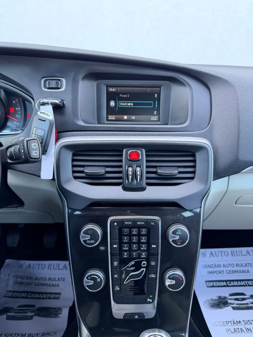 VOLVO V40 2017 2.0D E6 Garantie 12 Luni Rate Avans 0 Doar Cu