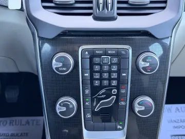 VOLVO V40 2017 2.0D E6 Garantie 12 Luni Rate Avans 0 Doar Cu